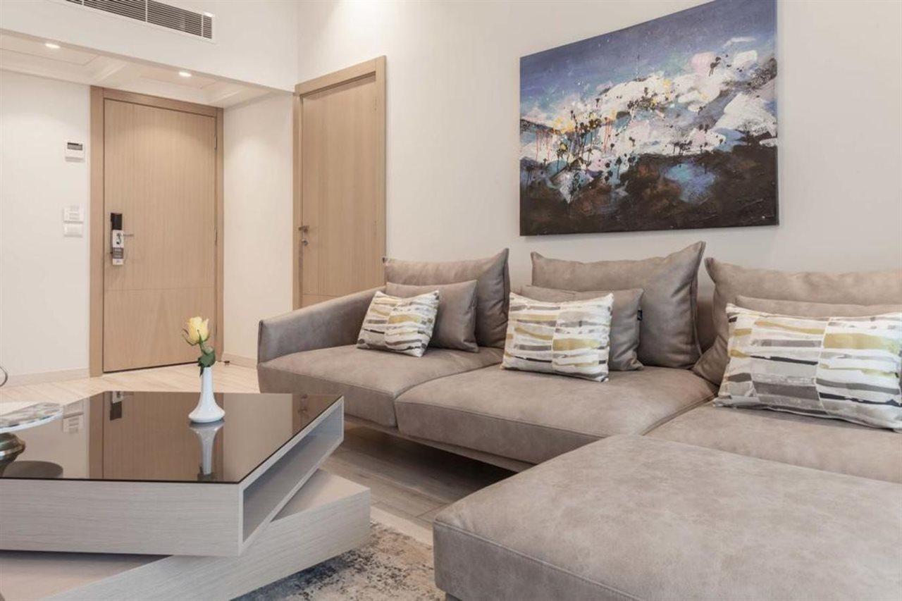 Lahoya Suites Beiroet Buitenkant foto