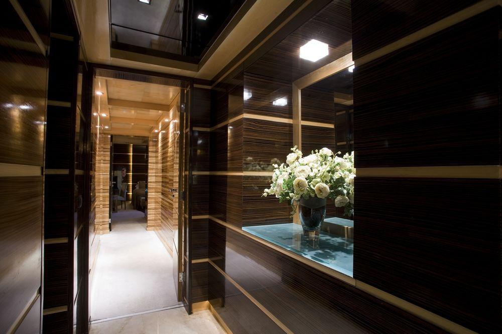 Lahoya Suites Beiroet Buitenkant foto