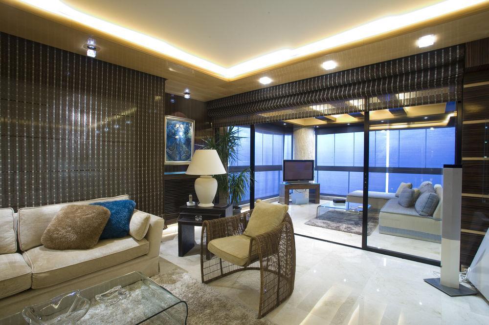 Lahoya Suites Beiroet Buitenkant foto