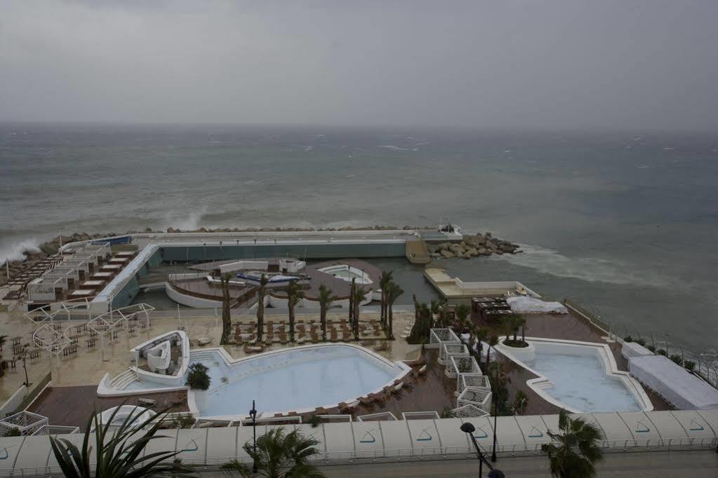 Lahoya Suites Beiroet Buitenkant foto